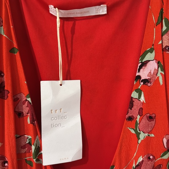 NWT Zara Trafaluc collection Red floral romper with tie. - Picture 2 of 4